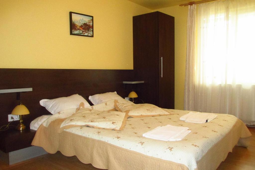 Casa Enescu Hotel Бран Стая снимка
